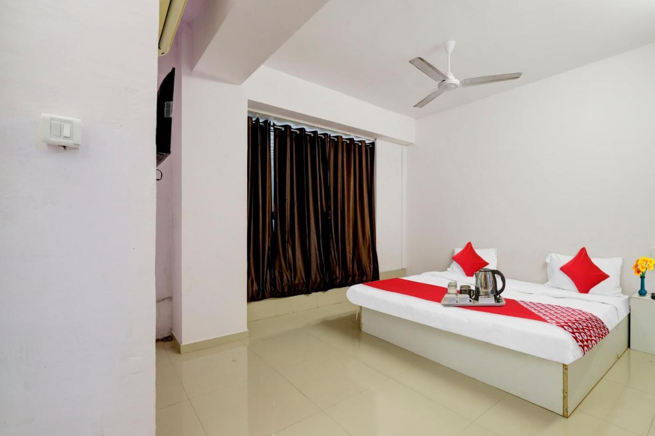 Hotel O Cozy Rooms سورات المظهر الخارجي الصورة