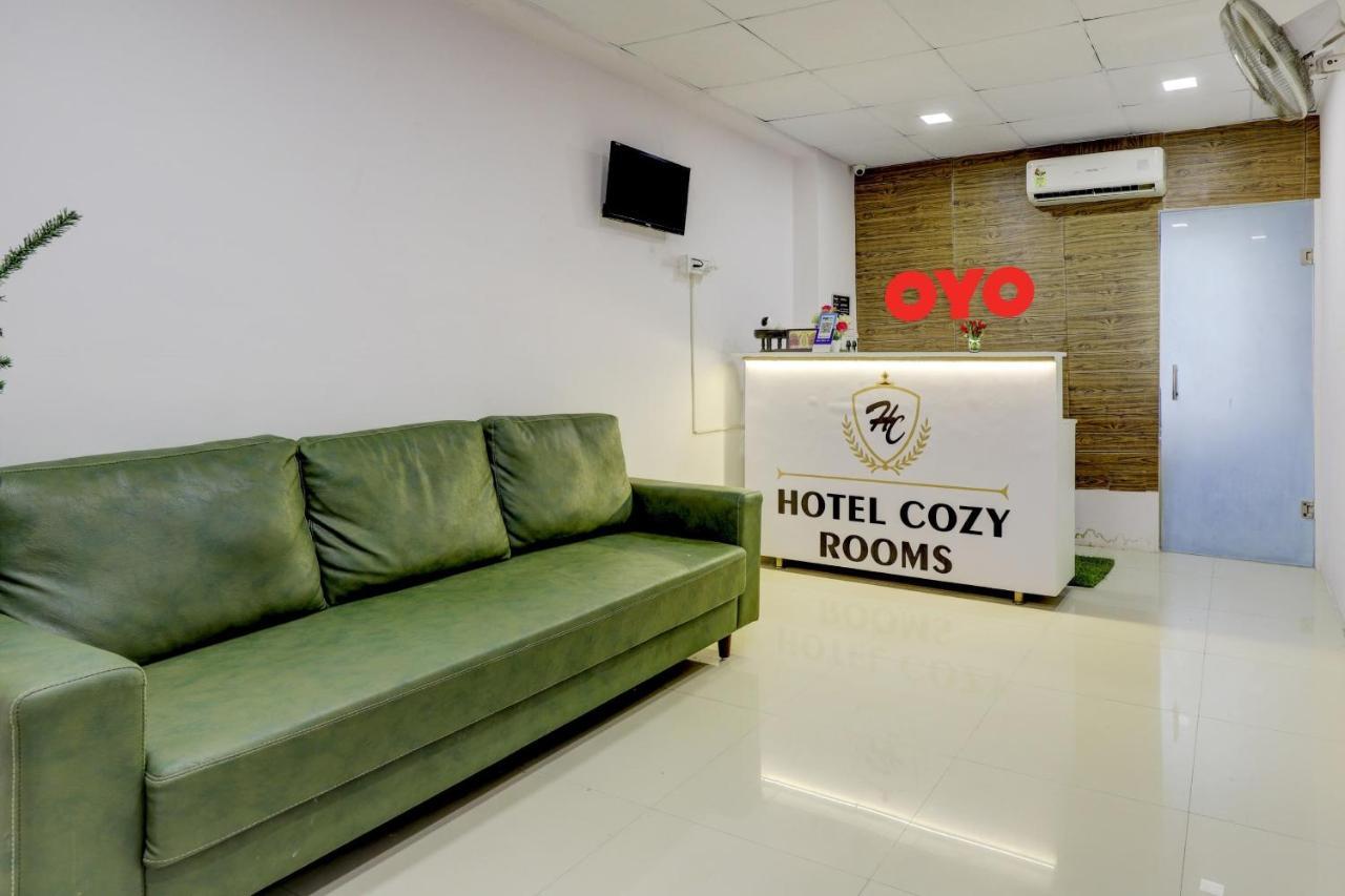 Hotel O Cozy Rooms سورات المظهر الخارجي الصورة